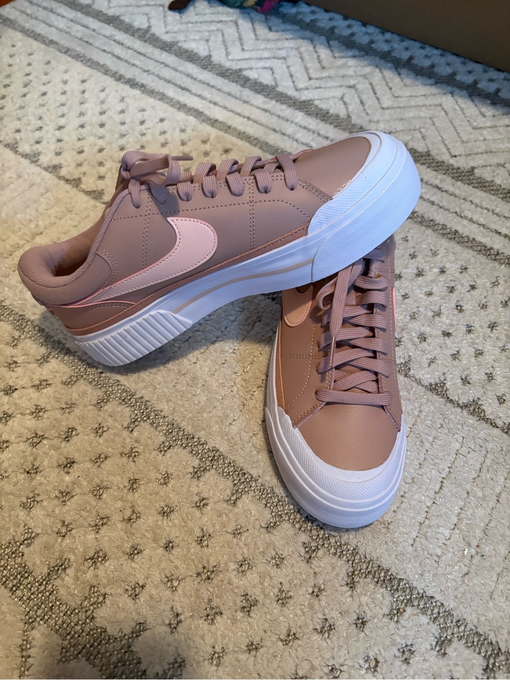 Nike Court Legacy Lift Desert Berry Particle Pink Platform Sneakers DM7590 8.5
